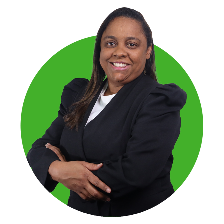 15. Raida Breton Gerente de Administracion
