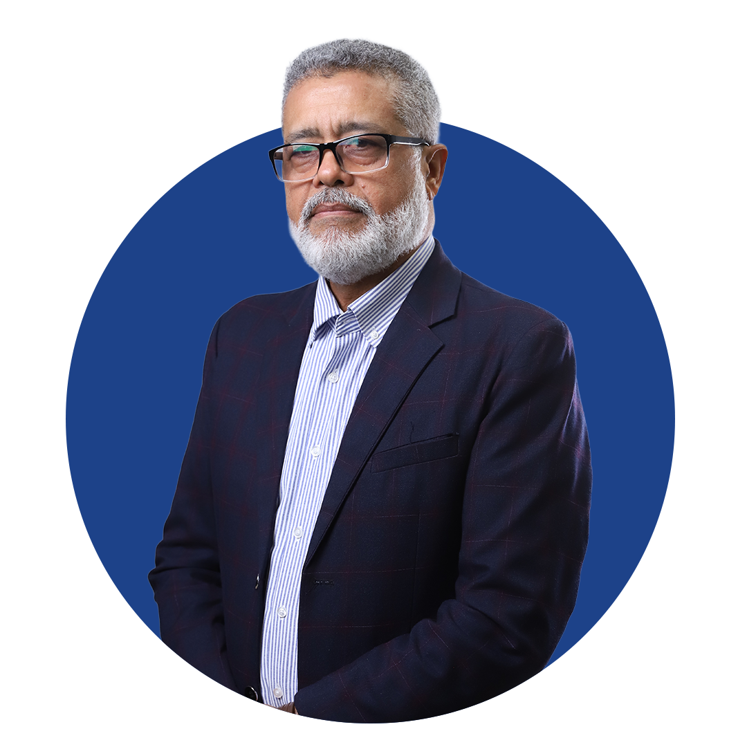 5. Freddy De Los Santos Gerente de Cumplimiento