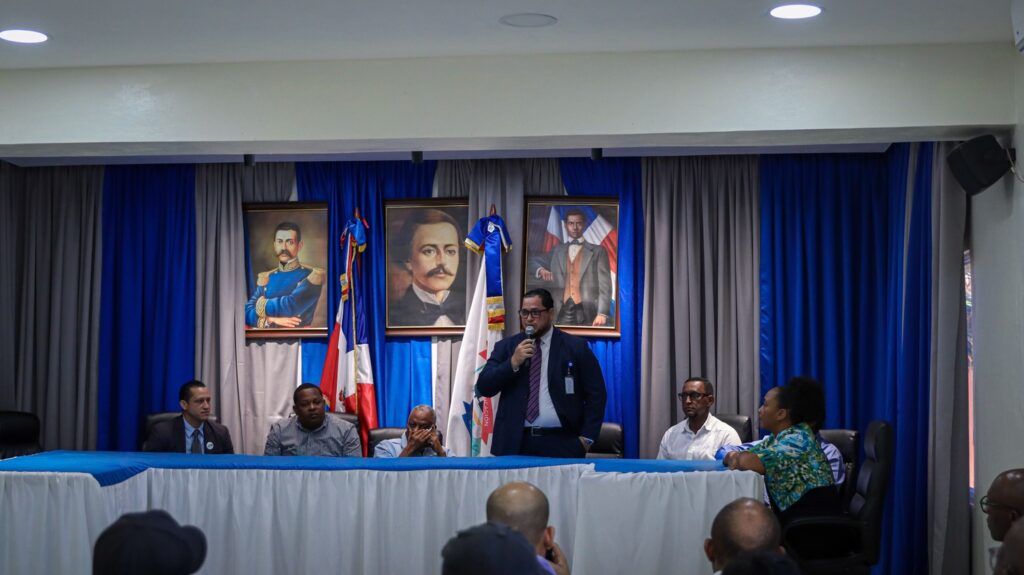 COOP-ASPIRE impulsa mejoras comunitarias en Consuelo 4 Nota Prensa Consuelo 4