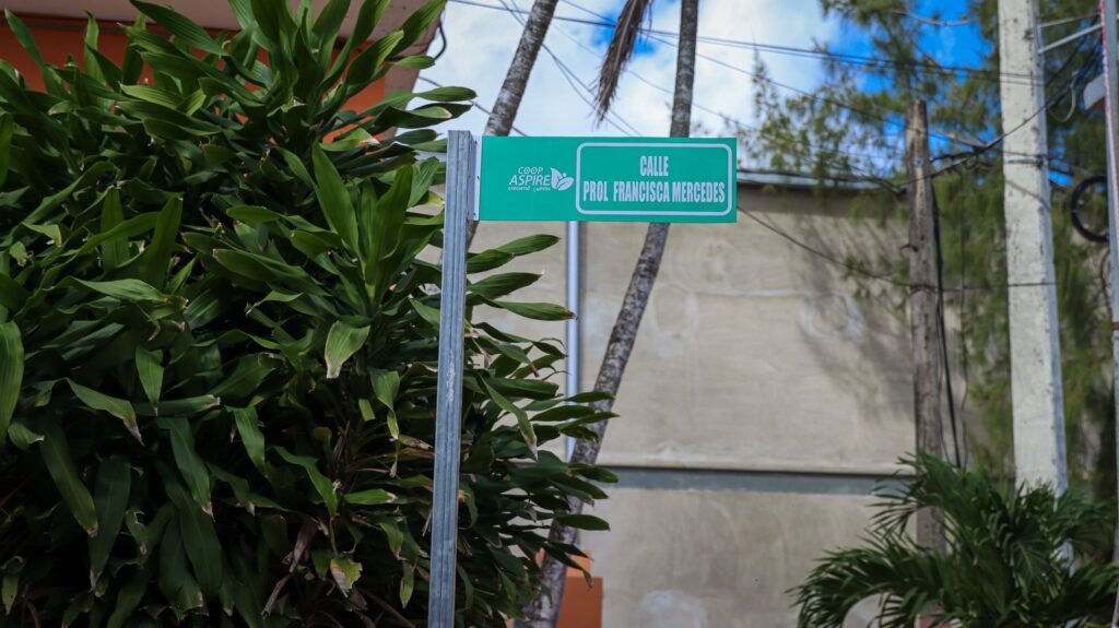 COOP-ASPIRE impulsa mejoras comunitarias en Consuelo 6 Nota Prensa Consuelo 6